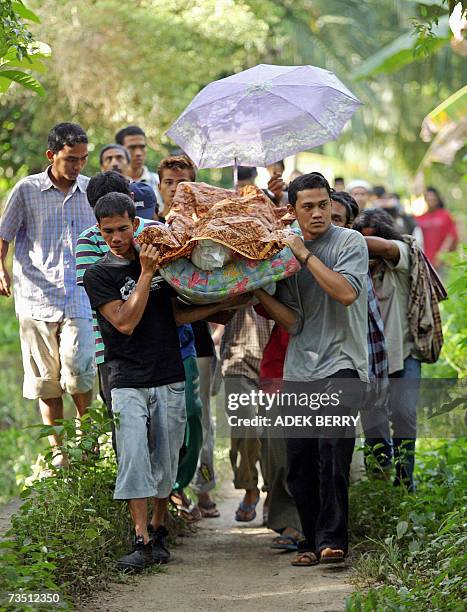 123 March 2007 Sumatra Earthquakes Stock Photos, HighRes Pictures, and