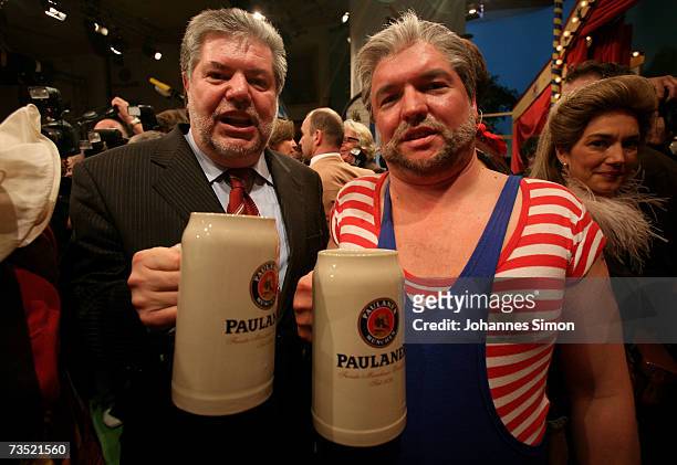 Kurt Beck, chairman of Germany's Social Democratic Party poses with his comedian double Helmut Schleich during the Nockherberg strong beer evednt on...