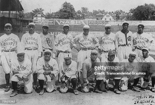 The Negro League Chicago American Giants pose for a photo in 1922.