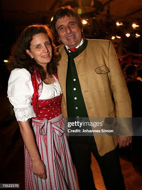 Doris Ricono 492 Peter Hall Wife Stock Photos, High-Res Pictures, and Images - Getty ...