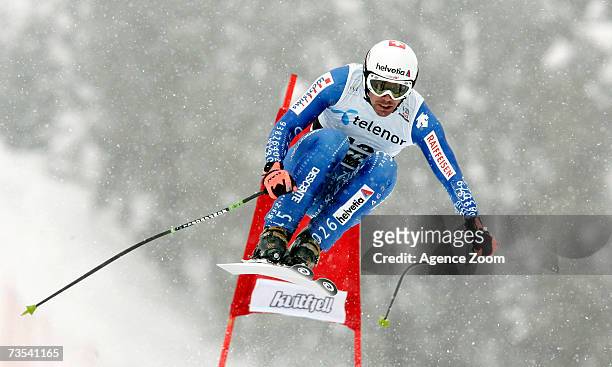 Bruno Kernen of Switzerland competes during the FIS Skiing World Cup Men's Downhill on March 10, 2007 in Kvitfjell, Norway.