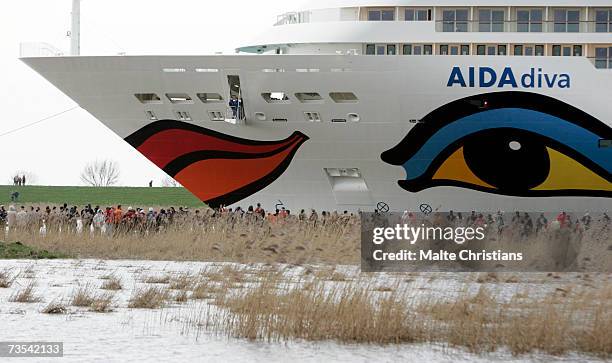 Cruiser ship AIDA Diva leaves the Meyer Papenburg shipyard en-route to Hamburg via Emden for its christening on March 10, 2007 in Papenburg, Germany....