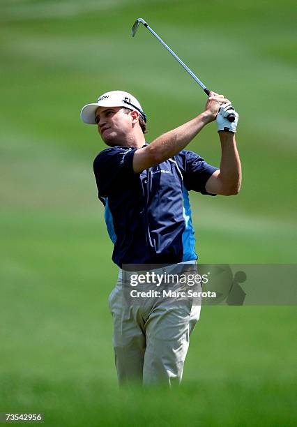 Golfer Zach Johnson hits out of the fairway on the ninth hole during the third round of the PODS Championship on March 10, 2007 at the Westin...
