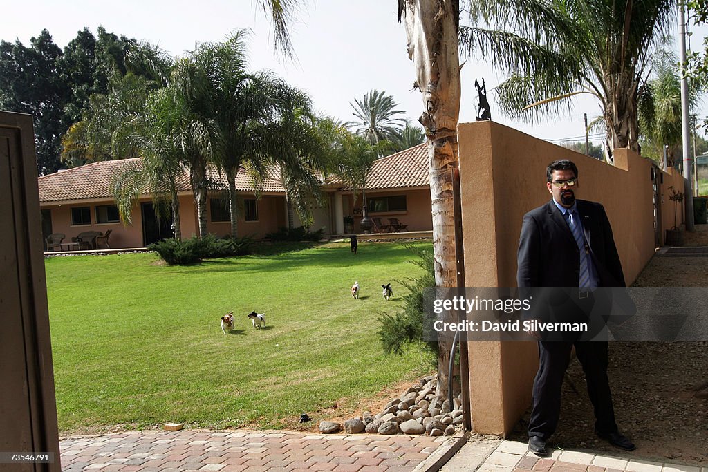 Leonardo DiCaprio Visits Israel