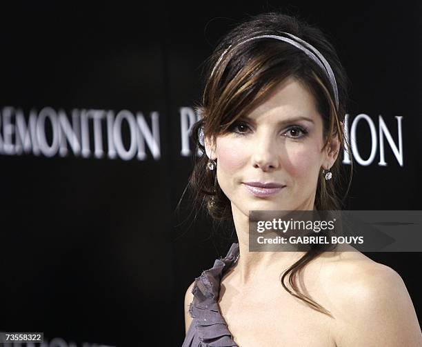 489 Premonition With Sandra Bullock Photos & High Res Pictures - Getty