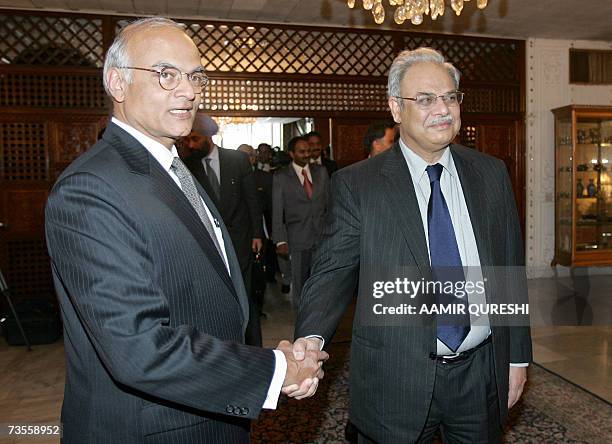Mistriy Riaz 155 Mohammed Riaz Stock Photos, High-Res Pictures, and Images - Getty ...
