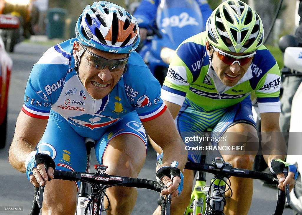 French Thomas Voeckler (L-Bouygues Telec...