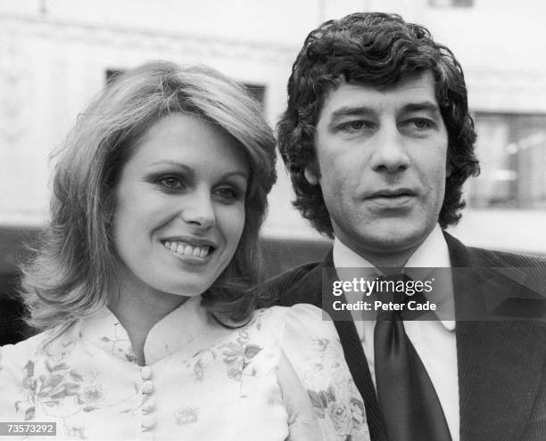 English actors Gareth Hunt and Joanna Lumley, who are set to star in the TV series 'The New Avengers', 8th March 1976.