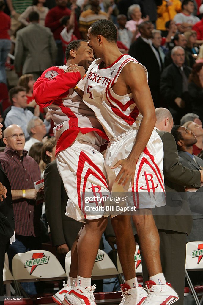 Chuck Hays Rockets Chuck Hayes and Juwan Howard of the Houston Rockets celebrate after ...