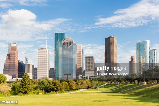 usa, texas, houston, skyline and eleanor tinsley park - houston texas stock pictures, royalty-free photos & images
