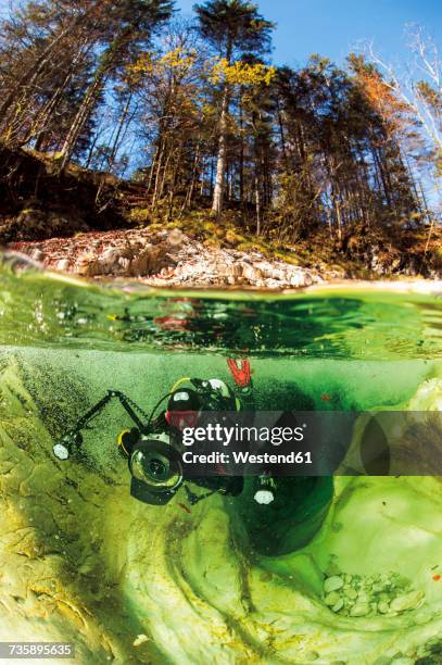 austria, upper austria, lake attersee, weissenbach, river diving - attersee stock-fotos und bilder