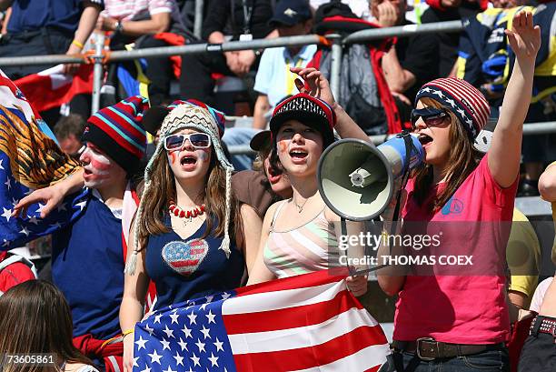 Lenzerheide, SWITZERLAND: USA fans cheer their team during the Nations Team Event at the Alpine Ski World Cup finals in Lenzerheide, 16 March 2007....