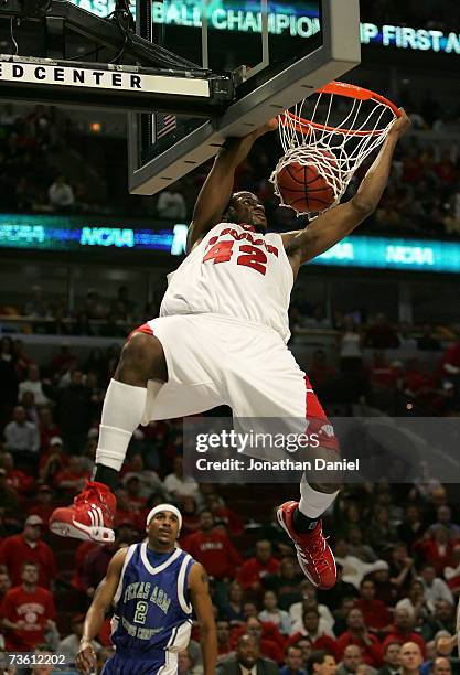 Alando Tucker of the Wisconsin Badgers dunks against the Texas A&M - Corpus Christi Islanders during the first round of the NCAA Men's Basketball...
