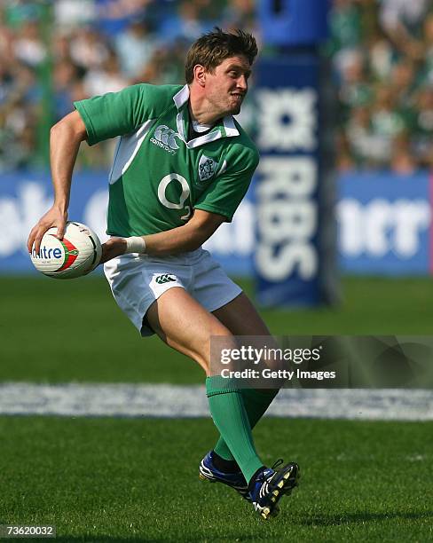 Ronan O'Gara of Ireland in action during the RBS Six Nations match between Italy and Ireland at Stadio Flaminio on March 17, 2007 in Rome, Italy.