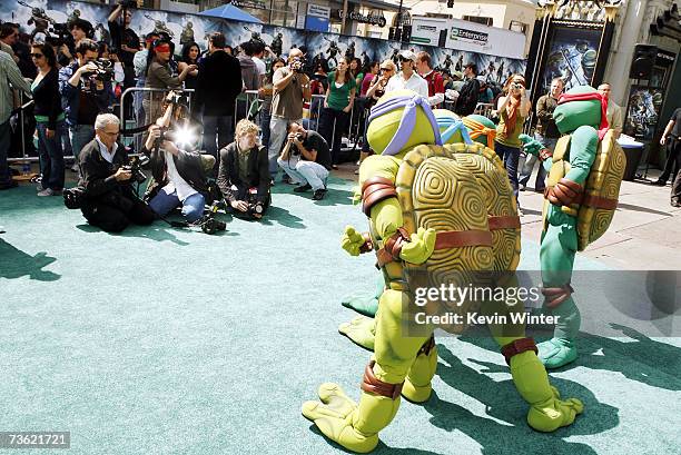 The Teenage Mutant Ninja Turtles pose at the premiere of Warner Bros. Picture's Teenage Mutant Ninja Turtles at the Chinese Theater March 17, 2007 in...