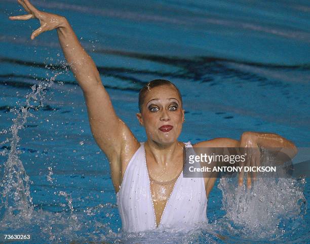 Synchro swimmer Christina Jones performs 19 March 2007 at the Susie O'Neill pool in Melbourne during the solo technical routine final event of the...