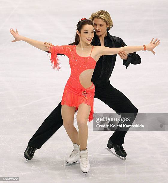 Meryl Davis and Charlie White of the USA compete during the compulsory ice dancing event of the World Figure Skating Championships at the Tokyo...