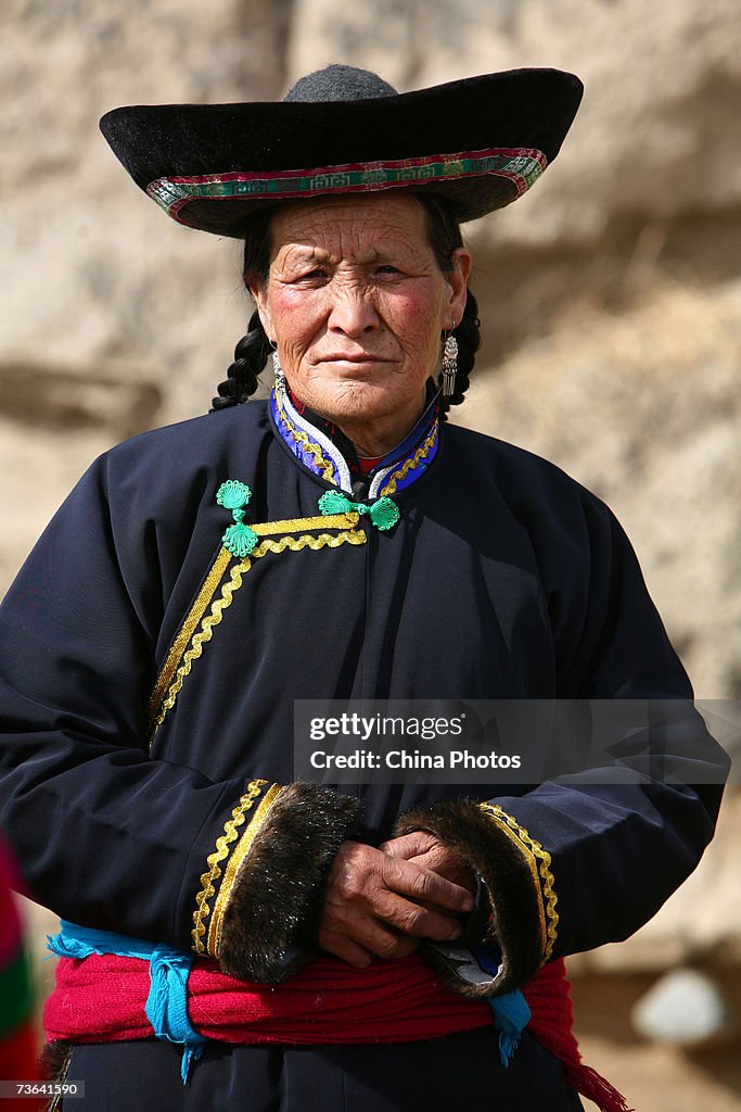 Villagers Hold Ceremony To Worship Erlang God