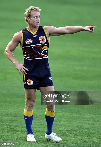 Michael Braun of the Eagles gestures to team mates during the West Coast Eagles AFL training session at Subiaco Oval March 21, 2007 in Perth,...