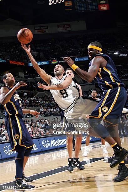 Tony Parker of the San Antonio Spurs shoots against the Indiana Pacers during the game at the AT&T Center on March 21, 2007 in San Antonio, Texas....