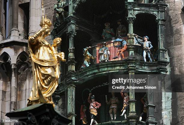 The carillon of the new townhall at the Marienplatz is seen on March 23, 2007 in Munich, Germany. The carillon, refered to locally as a Glockenspiel,...