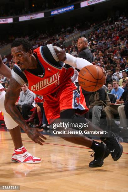 Gerald Wallace of the Charlotte Bobcats drives against the Philadelphia 76ers on March 23, 2007 at the Wachovia Center in Philadelphia, Pennsylvania....