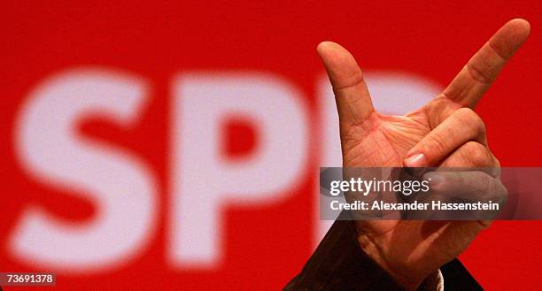 Chairman of the Social Democratic Party Kurt Beck speaks at the SPD Party Congress on March 24, 2007 in Hamburg, Germany. With the nomination of...