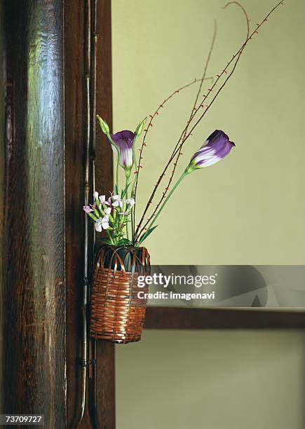 flower arrangement - japanese flower arrangement stock pictures, royalty-free photos & images