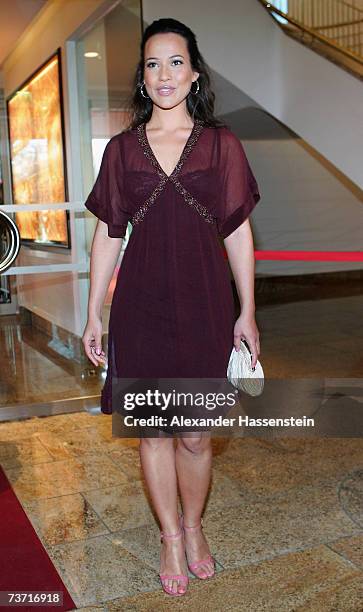 Presenter Nandini Mitra arrives for the Herbert Award 2006 Gala at the Elysee Hotel on March 26, 2007 in Hamburg, Germany.