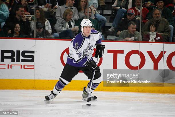 Kevin Dallman of the Los Angeles Kings skates against the Minnesota Wild during the game at Xcel Energy Center on March 24, 2007 in Saint Paul,...
