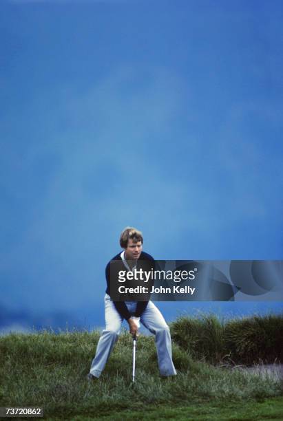 Tom Watson waits in anticipation after chipping onto the 17th green during his 1982 US Open Championship at Pebble Beach.