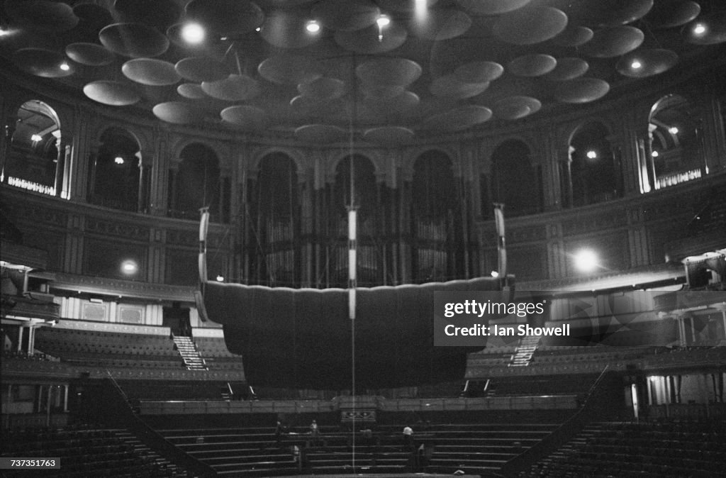 Acoustic Improvements To The Albert Hall