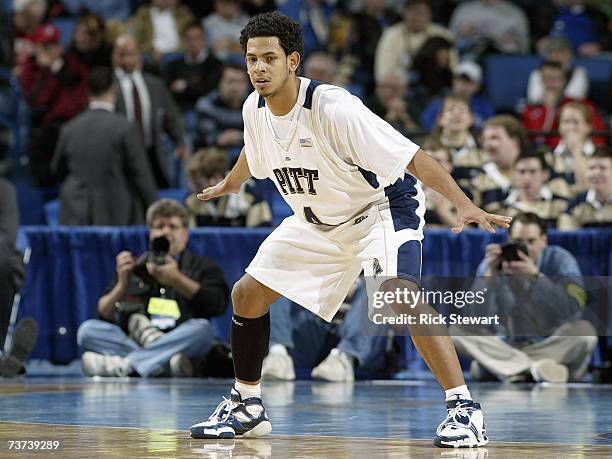 Ronald Ramon 125 73553529 Stock Photos, High-Res Pictures, and Images - Getty Images