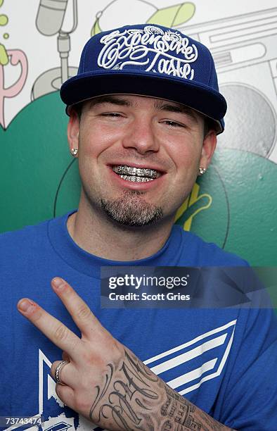 Paul Paper Rapper Presents Co Host Hilary Duff With Paul Wall Photos and Premium High Res ...