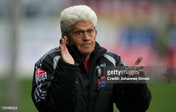 Werner Lorant, headcoach of Unterhaching reacts during the Second Bundesliga match between Wacker Burghausen and SpVgg Unterhaching at the...