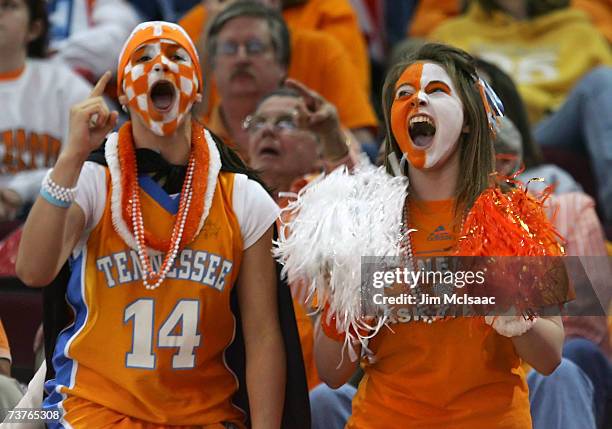 Fans of the Tennessee Lady Volunteers support their tema against the North Carolina Tar Heels during their National Semifinal game of the 2007 NCAA...