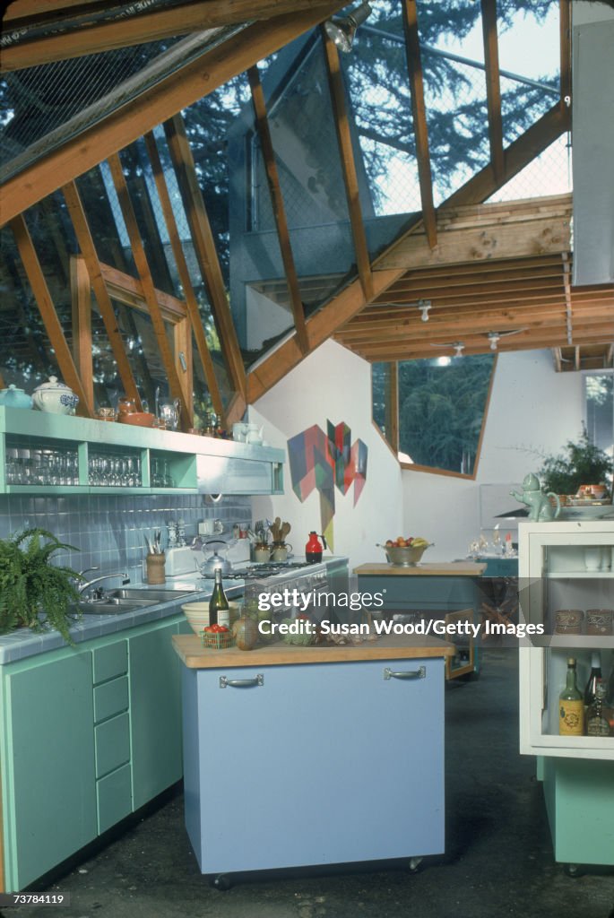 Interior of Canadian-American modern architect Frank Gehry's house ...
