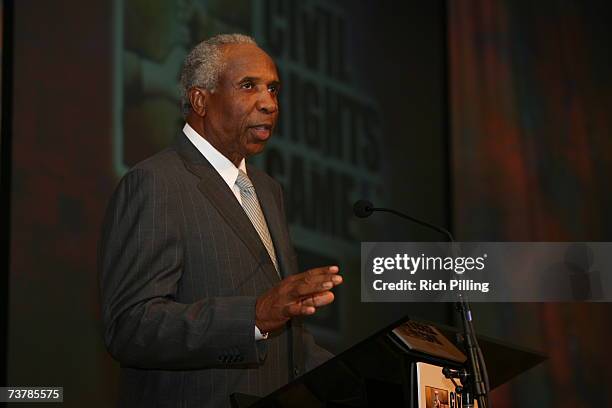 Frank Robinson speaks during the MLB Beacon Awards Luncheon at the Peabody Hotel in Memphis, Tennessee on March 31, 2007.