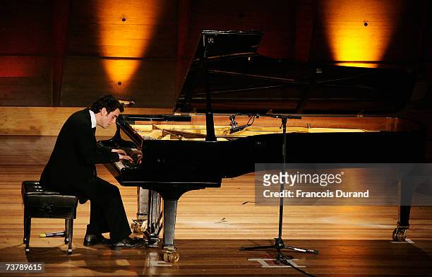 Jordanian pianist Zade Dirani gives a recital from its own composition during "The Night of Jordanian Treasures", a performance of Jordanian dances...
