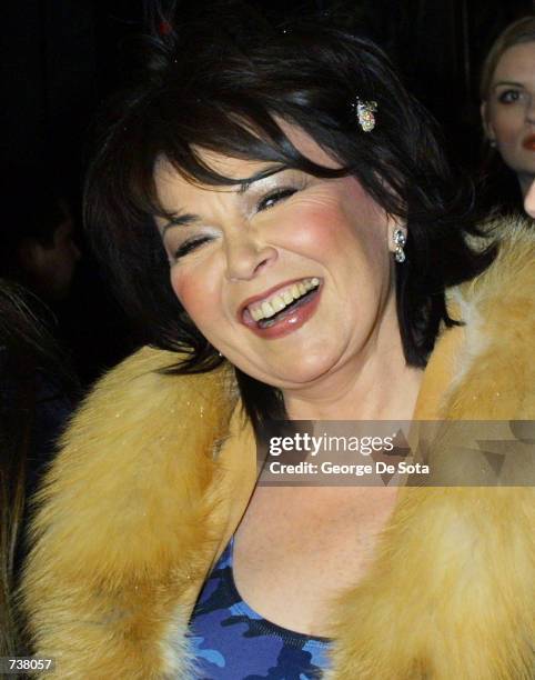 Actress Roseanne Barr attends February 5, 2001 at the Lane Bryant fashion show at Studio 54 in New York City.