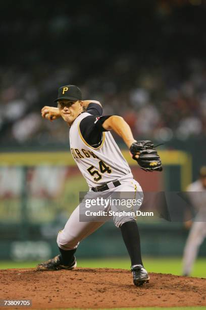 Jonah Bayliss of the Pittsburgh Pirates pitches against the Houston Astros during the opening day game on April 2, 2007 at Minute Maid Park in...