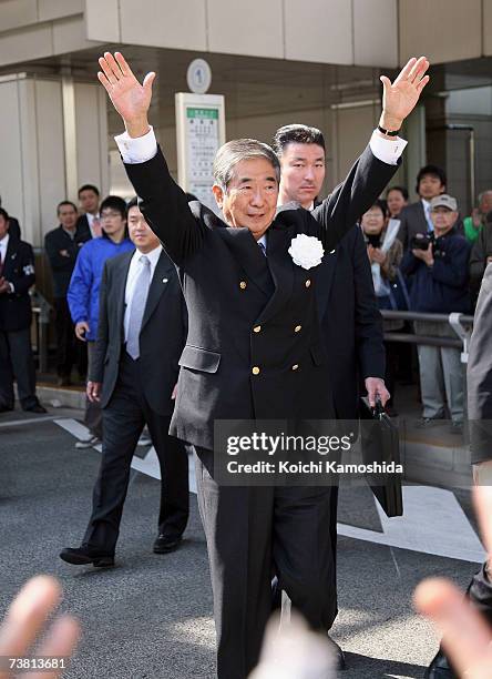 Tokyo Governor Shintaro Ishihara waves to potential voters during his election campaign near Nerima Station on April 5, 2007 in Tokyo, Japan. The...