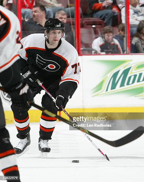 Ryan Parent of the Philadelphia Flyers skates in a NHL game against the New Jersey Devils at the Wachovia Center on April 5, 2007 in Philadelphia,...