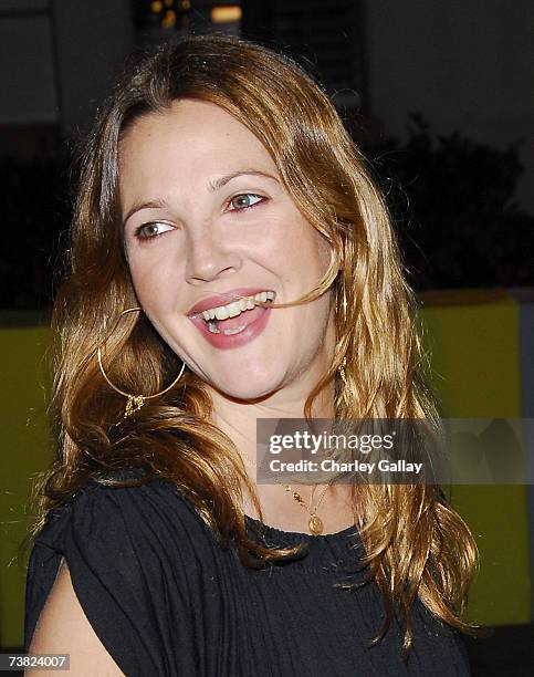 Actress Drew Barrymore arrives at the LA premiere of Paramount Vantage's "Year Of The Dog" at the Paramount Pictures Theater on April 5, 2007 in Los...