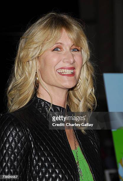 Actress Laura Dern arrives at the LA premiere of Paramount Vantage's "Year Of The Dog" at the Paramount Pictures Theater on April 5, 2007 in Los...