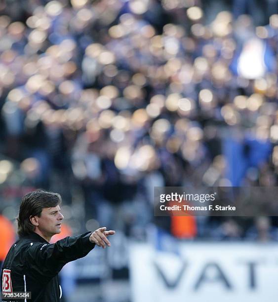 Head coach Falko Goetz of Berlin gives advice to his team during the Bundesliga match between Hertha BSC Berlin and Arminia Bielefeld at the Olympia...