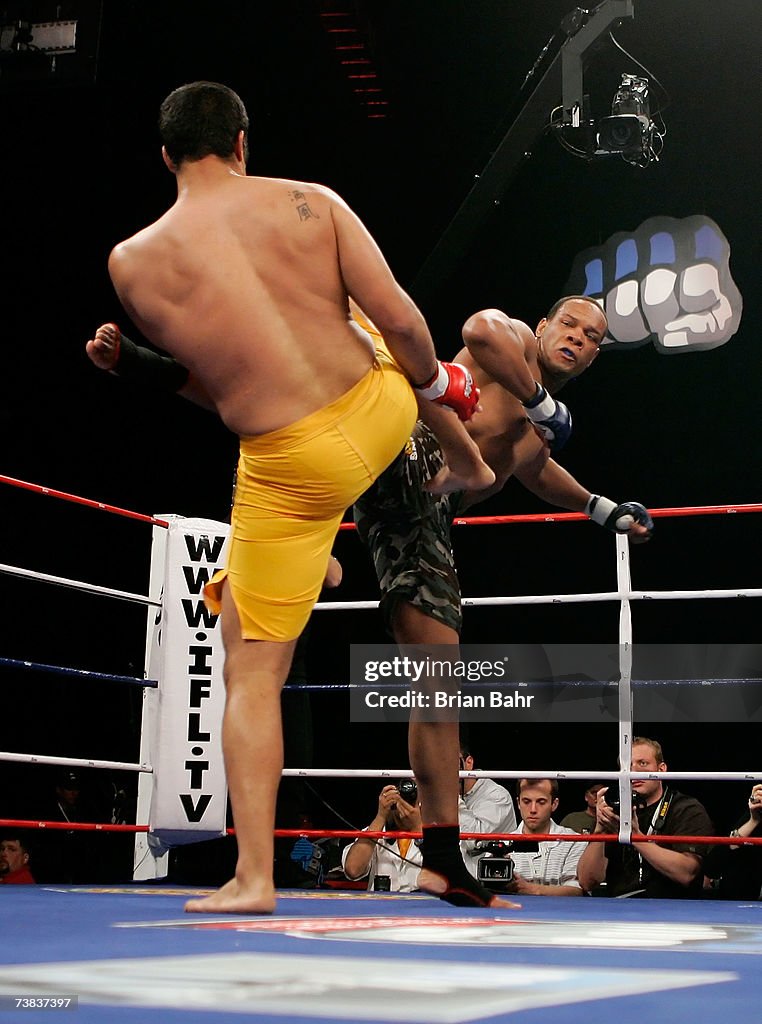 IFL Match: Vernon White v Sam Hoger
