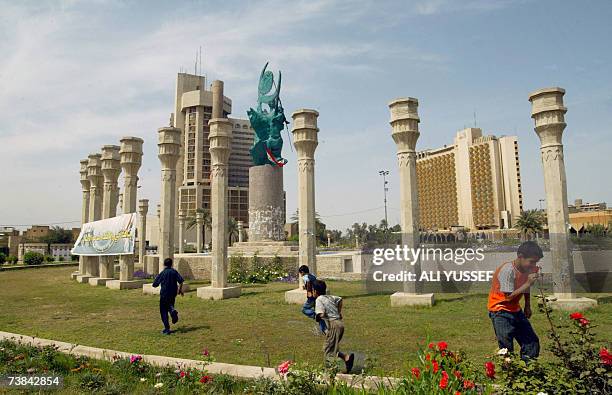 Firdos Key 126 Al Firdos Stock Photos, High-Res Pictures, and Images - Getty Images