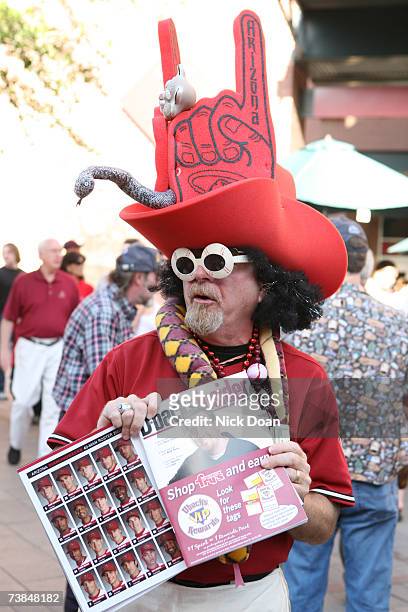 Vendor sells programs before the Opening Day game between Cincinnati Reds and the Arizona Diamondbacks on April 9, 2007 at Chase Field in Phoenix,...