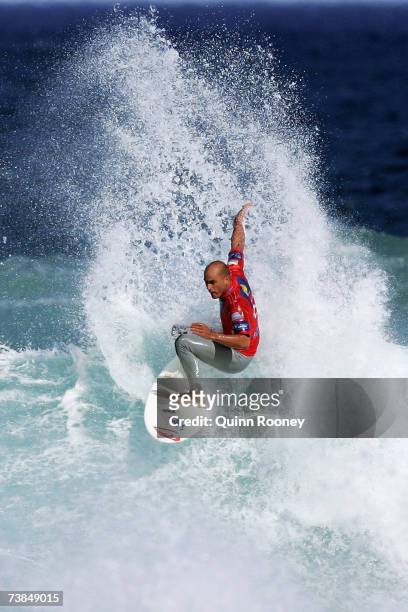 Kelly Slater of the USA carves on the lip of the wave during round three of the Rip Curl Pro on April 10, 2007 at Johanna Beach, Australia.